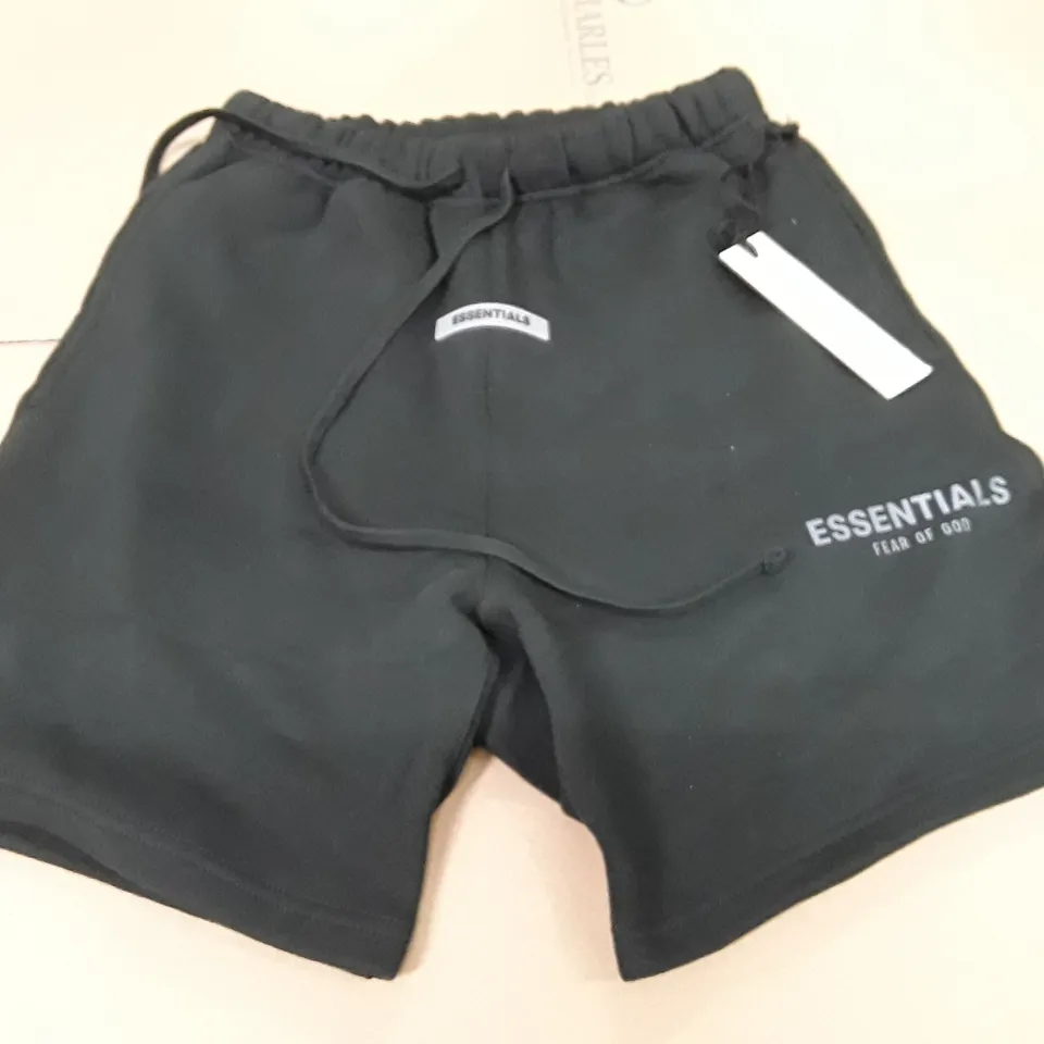 ESSENTIALS FEAR OF GOD BLACK SHORTS - XS