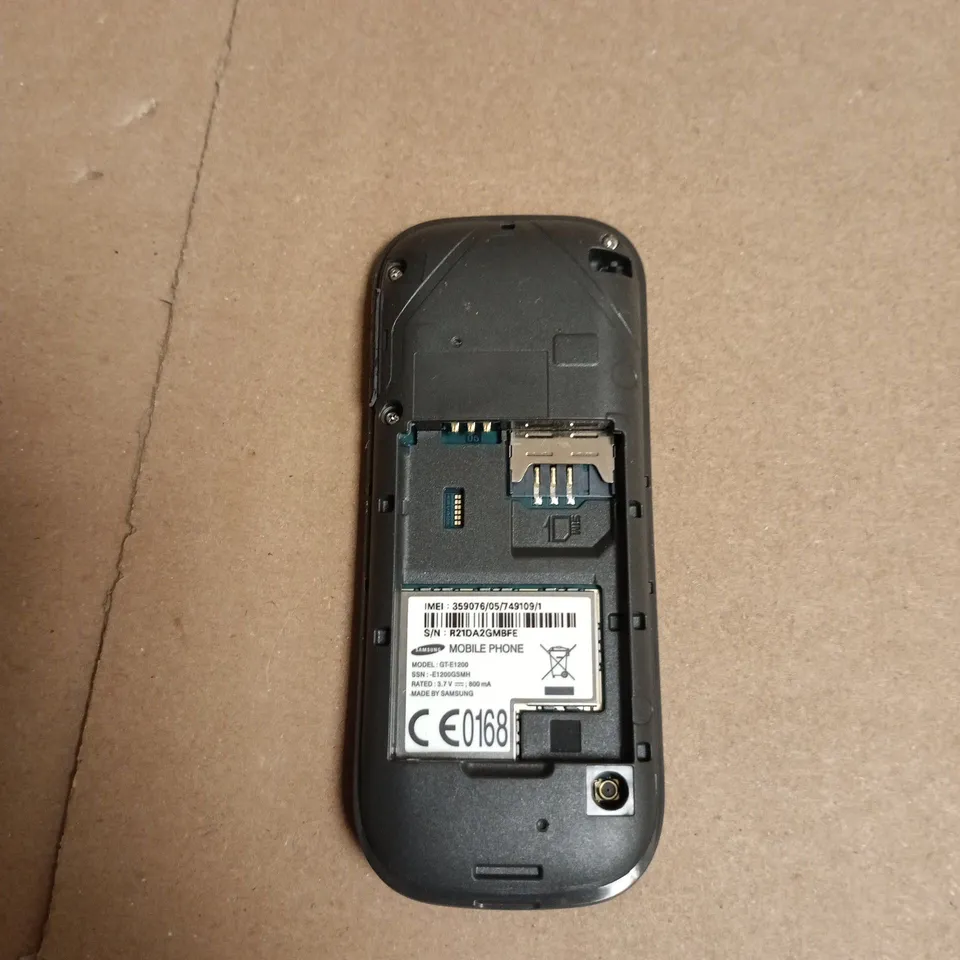 SAMSUNG GT-E1200 MOBILE PHONE
