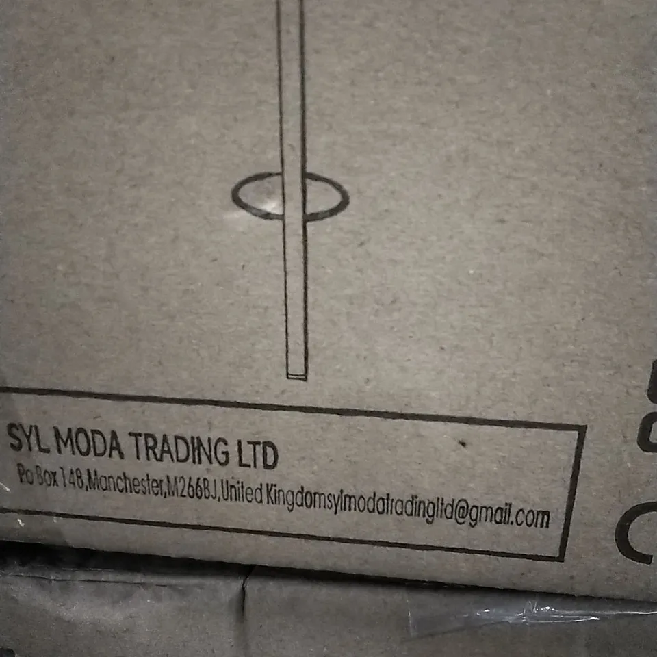 BOXED LIGHTS IN WALL LIGHT 