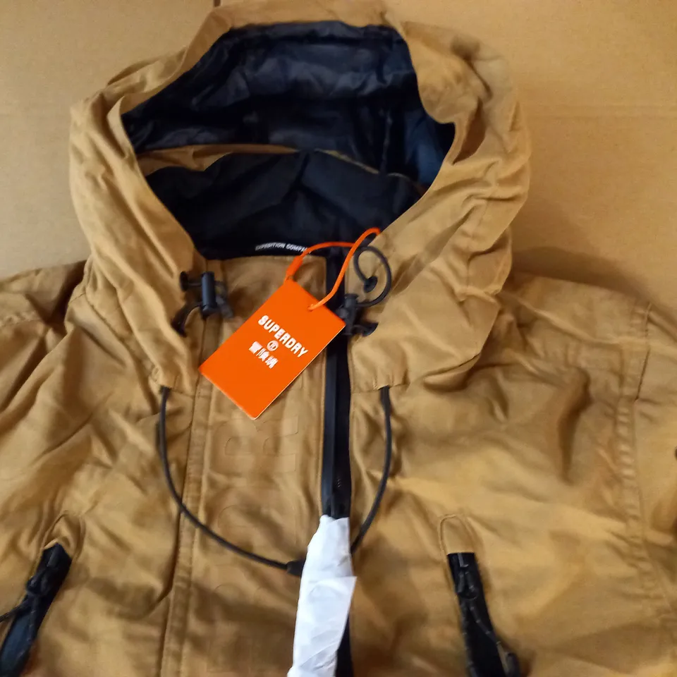 SUPERDRY ULTIMATE WIND JACKET IN SANDSTONE - UK M