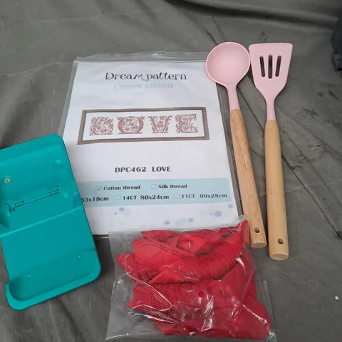 APPROXIMATELY 15 ASSORTED HOUSEHOLD PRODUCTS TO INCLUDE CROSS STITCH TEMPLATE, KITCHEN UTENSILS, DECORATIVE RIBBONS ETC 