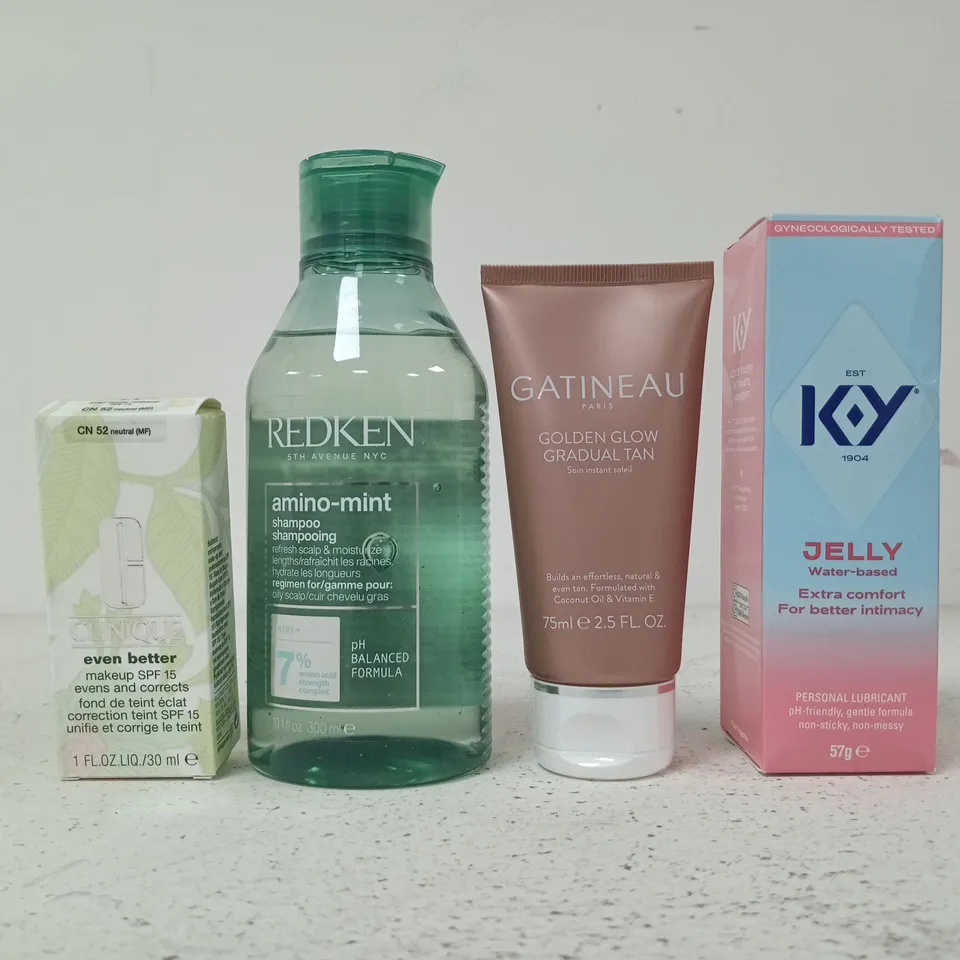APPROXIMATELY 15 ASSORTED COSMETIC ITEMS TO INCLUDE REDKEN, CLINIQUE, ETC - COLLECTION ONLY