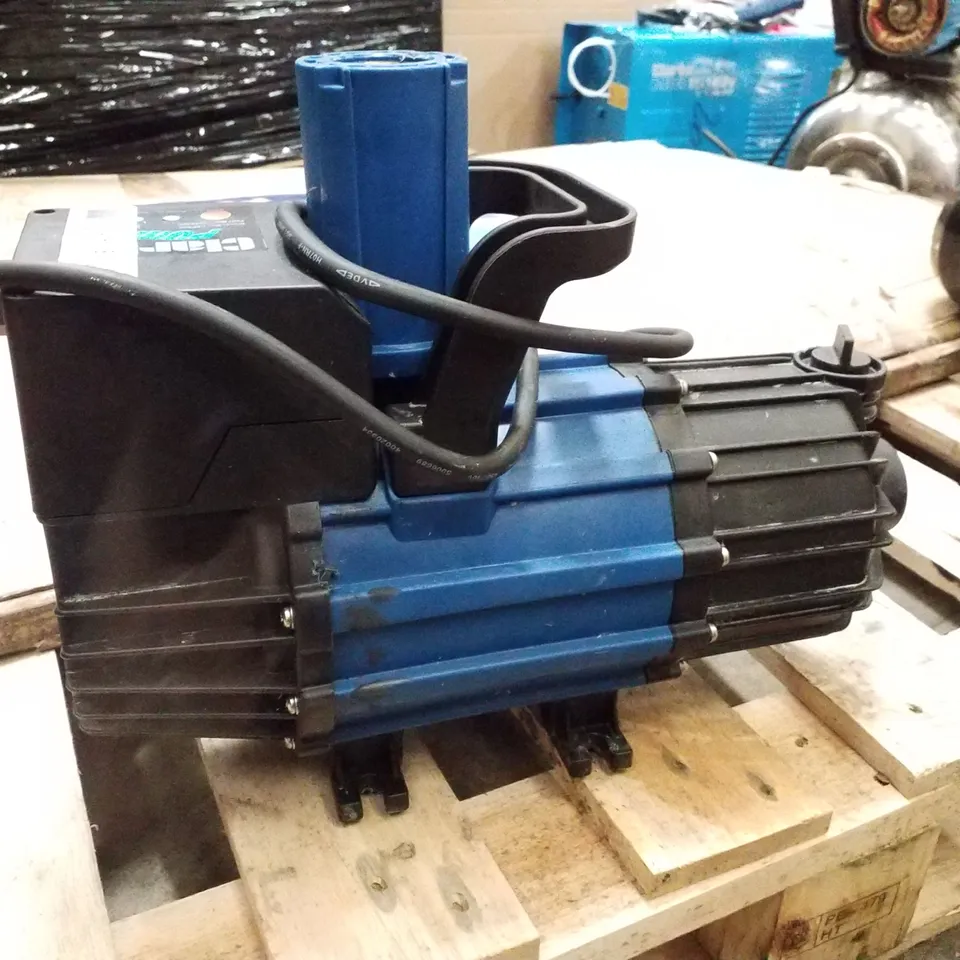 CLARKE CBP900 1" 900W 97LPM 32M HEAD MULTI-STAGE BOOSTER PUMP (230V)