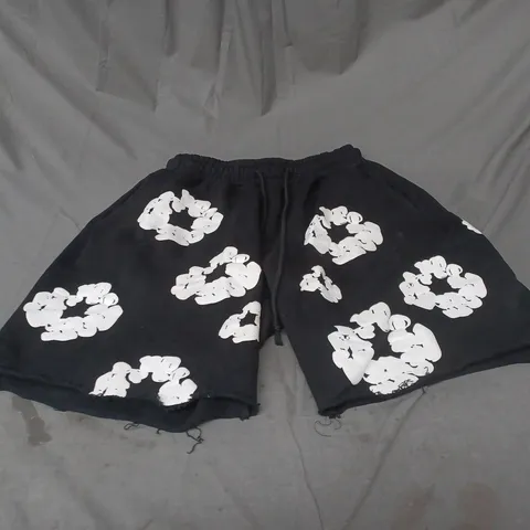 DENIM TEARS MENS SHORTS SIZE XL