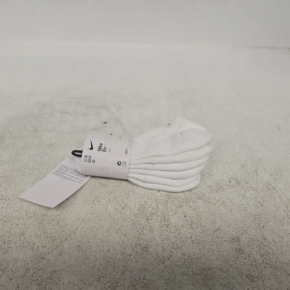 NIKE EVERYDAY WHITE SOCKS 3 PACK UK 2 - 5