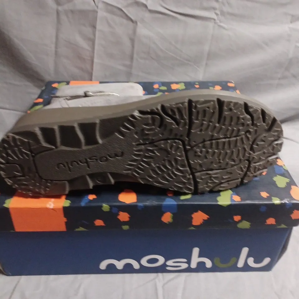 BOXED PAIR OF Moshlu Grey Ankle Boots with Buckle Strap - UK SIZE 4 