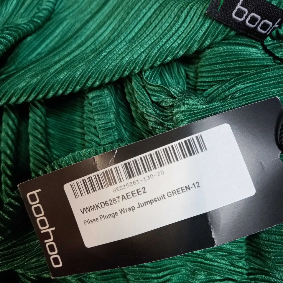 BOOHOO GREEN PLISSE PLUNGE WRAP JUMPSUIT - SIZE 12