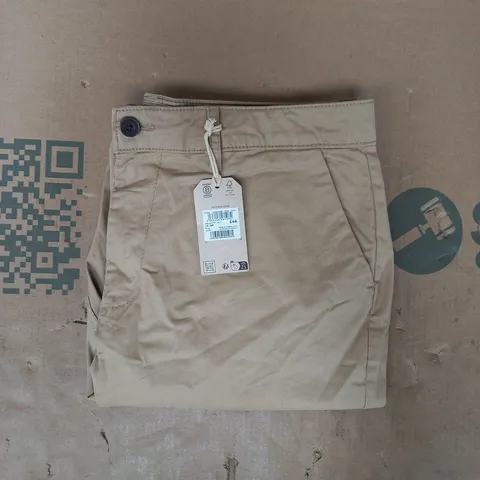 FAT FACE FARNHAM CROP CHINOS IN WHEAT SIZE UK 16R