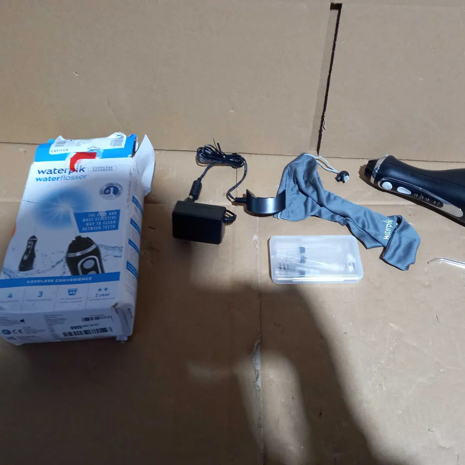 WATERPIK CORDLESS ADVANCED WATER FLOSSER