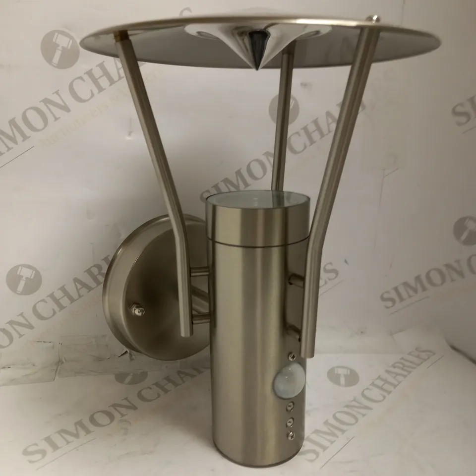 NARTEL OUTDOOR LANTERN