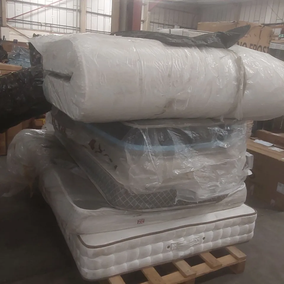 PALLET CONTAINING APPROXIMATELY 8x ASSORTED MATTRESSES, 1x HEADBOARD