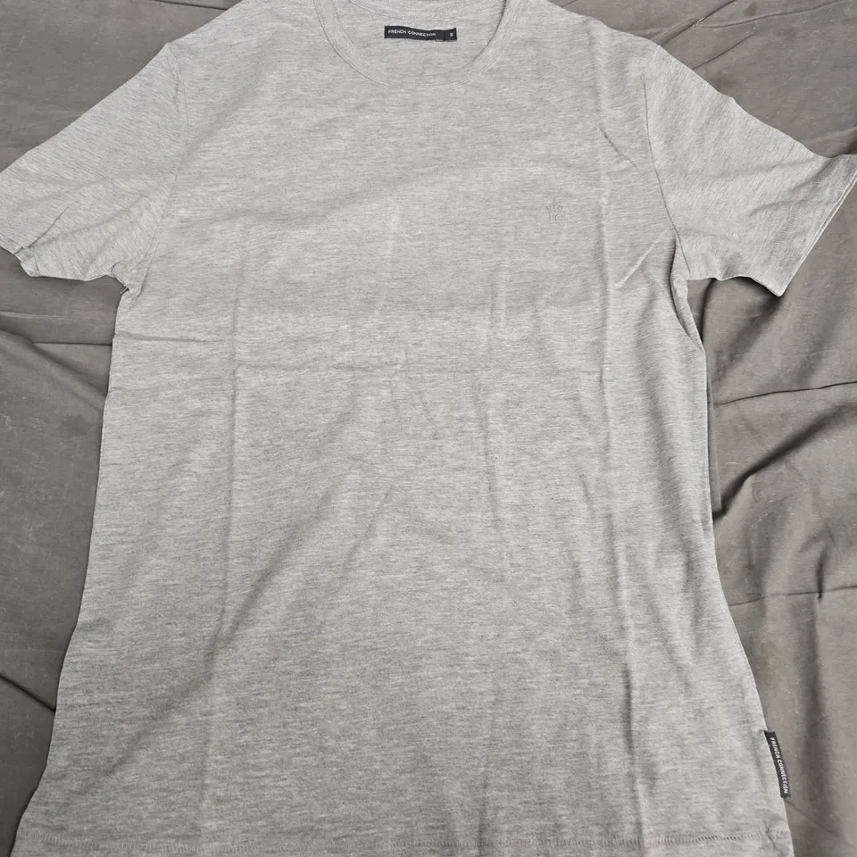 FRENCH CONNECTION GREY T-SHIRT, SIZE S