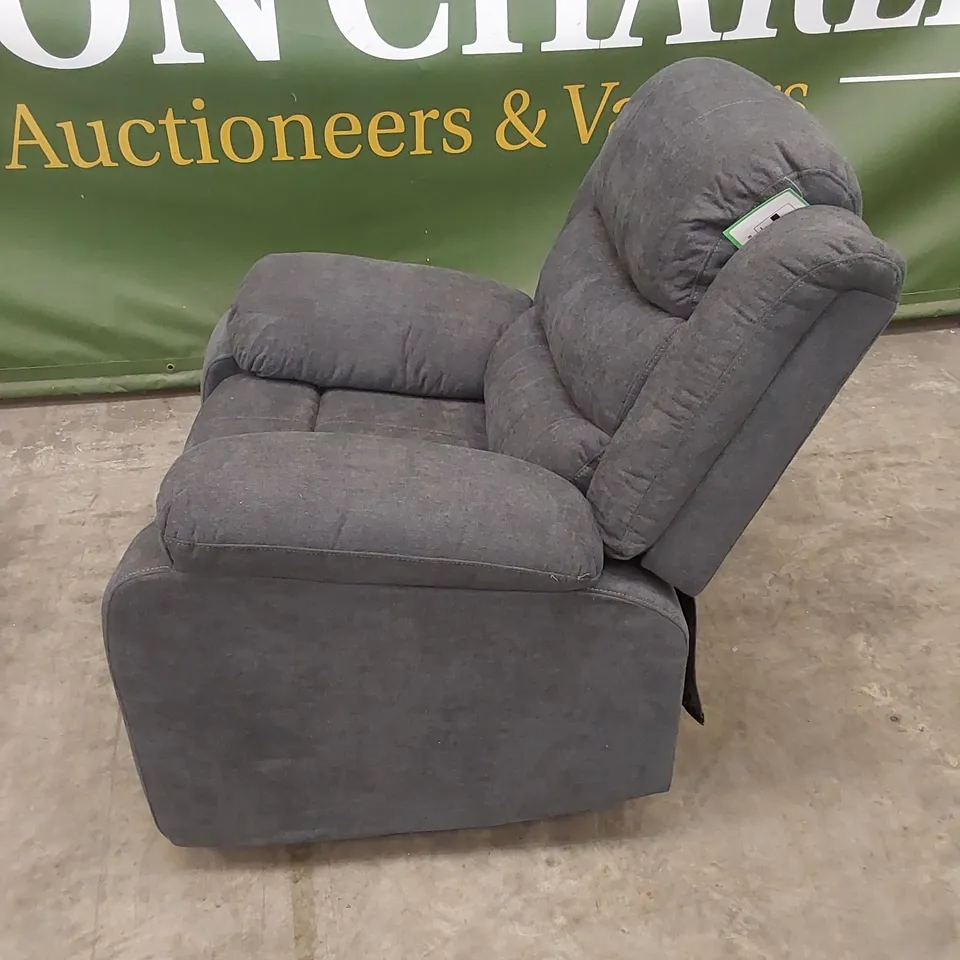 QUALITY DESIGNER SORRENTO FABRIC UPHOLSTERED MANUAL RECLINER ARM CHAIR 