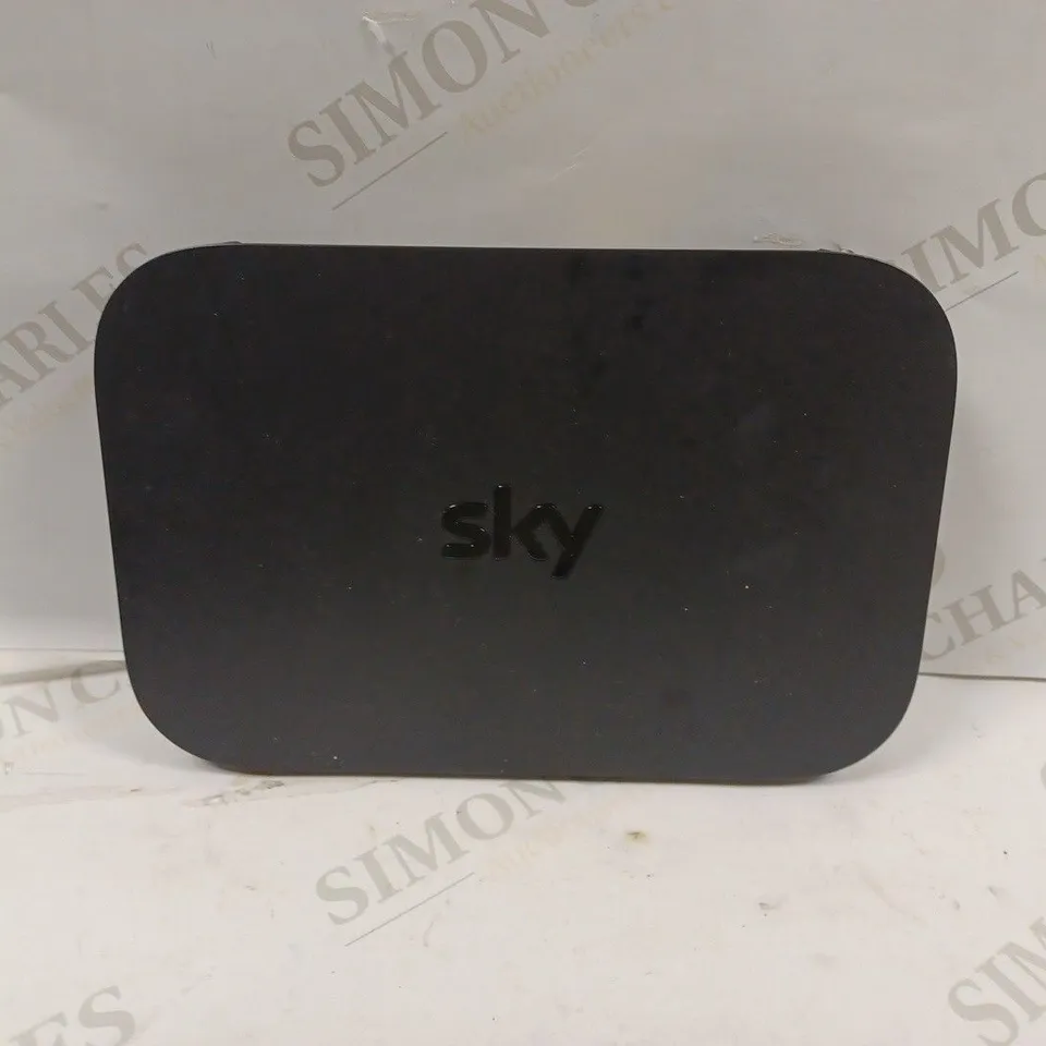 SKY EM150 Q MINI BOX