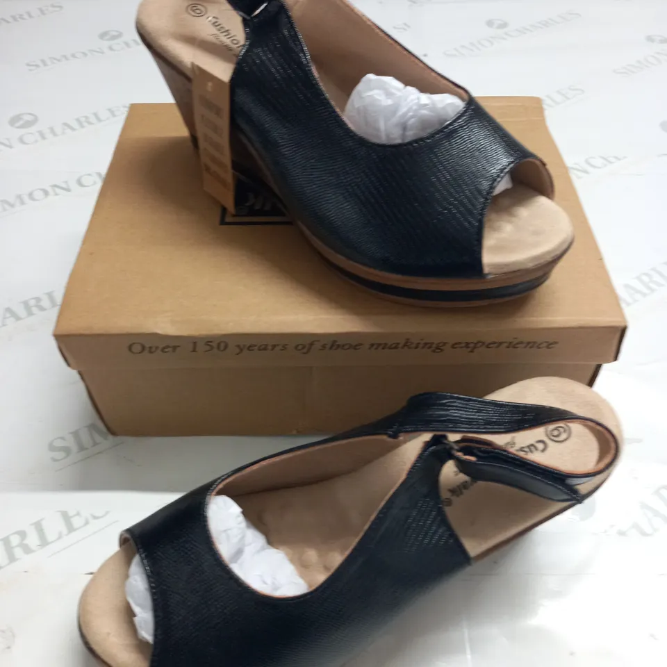 BOXED PAIR OF CUSHION WALK BLACK STRAPPY WEDGE HEELED SHOES - SIZE 6