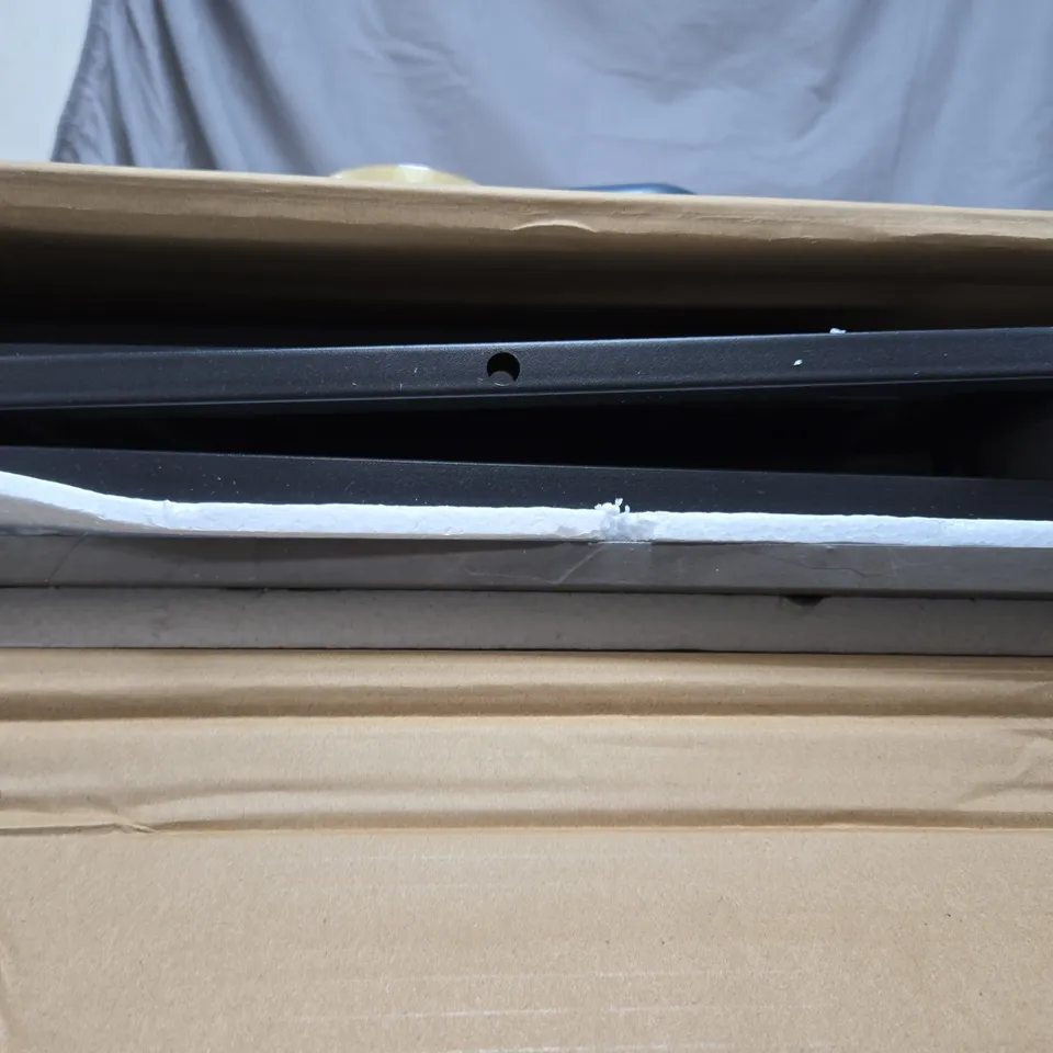 SPOT ON DEALZ NEST OF 2 TABLES CONCRETE EFFECT