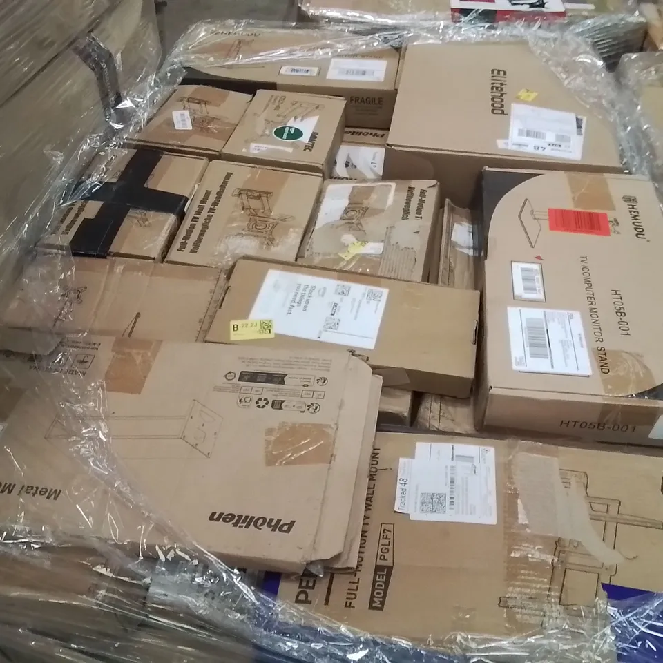 PALLET CONTAINING A LARGE QUANTITY OF WALL MOUNTED BRACKETS