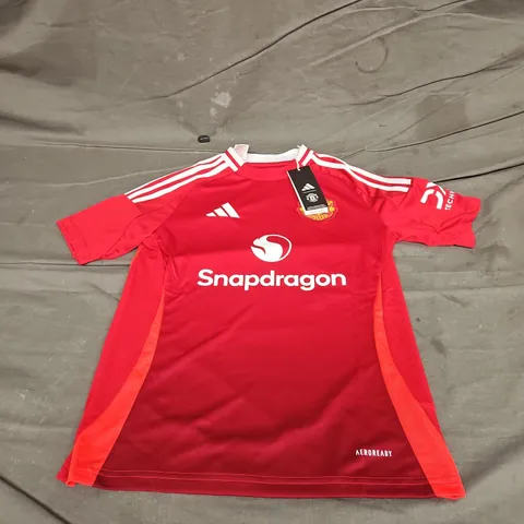 ADIDAS MUFC HOME JERSEY IN RED SIZE 11-12YRS
