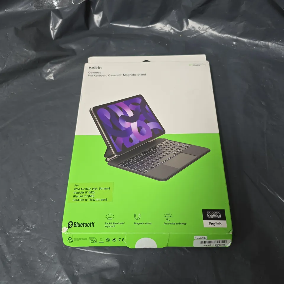 BELKIN CONNECT PRO KEYBOARD CASE WITH MAGNETIC STAND FOR IPAD 
