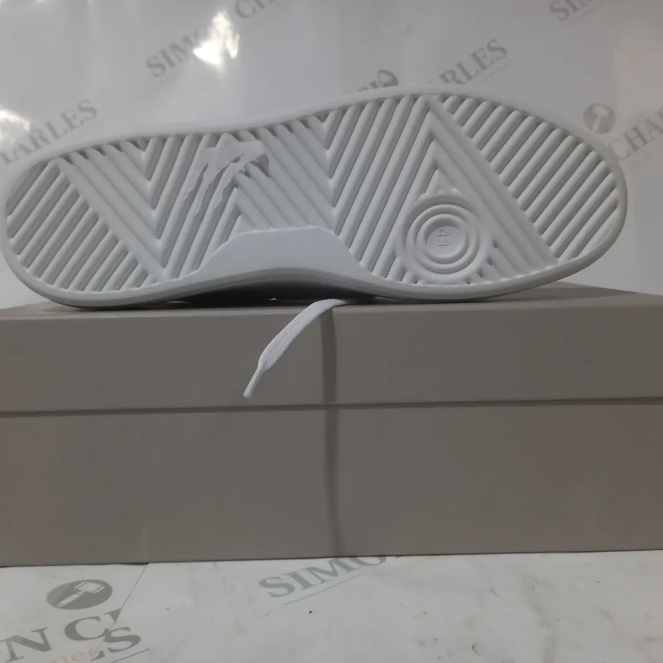 BOXED PAIR OF JIGSAW LEATHER PLATFORM TRAINERS IN WHITE UK SIZE 8