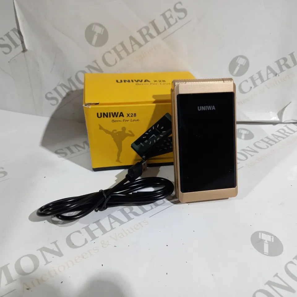 BOXED UNIWA X28 BIG BUTTON MOBILE PHONE 