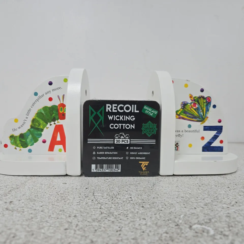 APPROXIMATELY 10 ASSORTED HOUSEHOLD ITEMS TO INCLUDE RECOIL WICKING COTTON, ETC