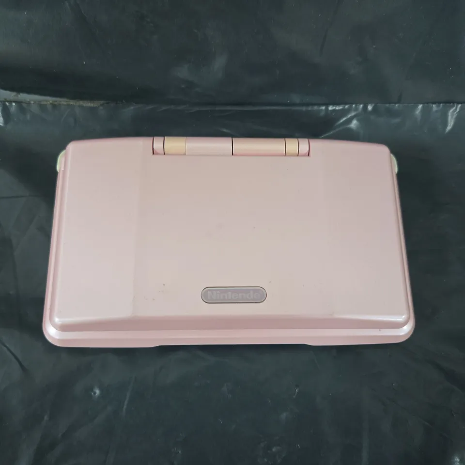 NINTENDO DS HANDHELD CONSOLE