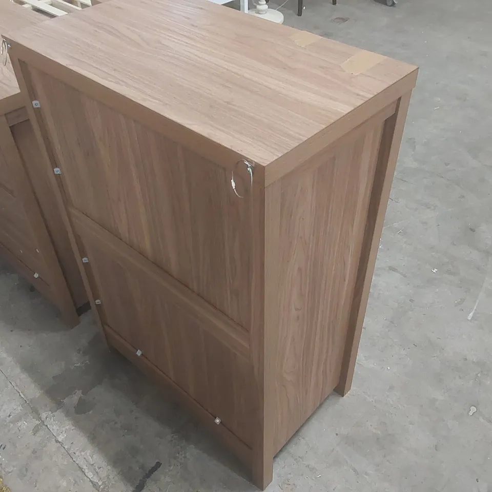 DESIGNER 4 PIECE BEDROOM SET WITH DRESSER & NIGHTSTAND COLOUR: NATURAL OAK