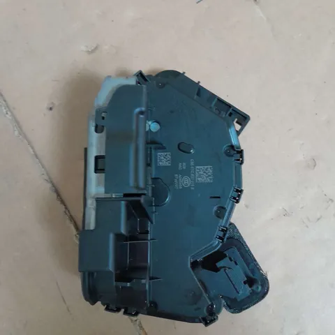 VW GROUP KIEKERT LATCH