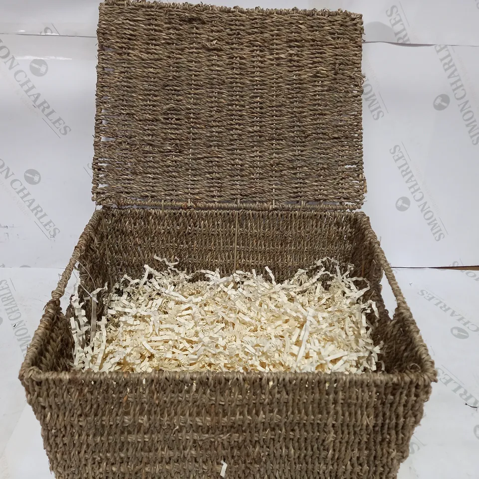 DESIGNER WICKER STYLE STORAGE BASKET