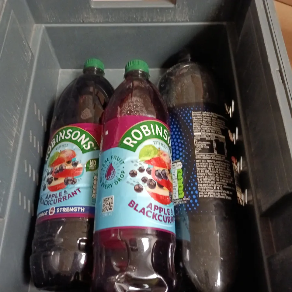 LOT OF 5 BOTTLES OF ROBINSONS APPLE & BLACKCURRANT CORDIAL AND PEPSI MAX 