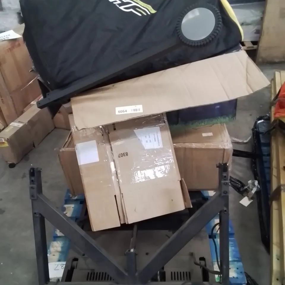 PALLET CONTAINING VARIOUS ASSORTED INCOMPLETE EXERCISE EQUIPMENT AND OTHER HOUSEHOLD ITEMS