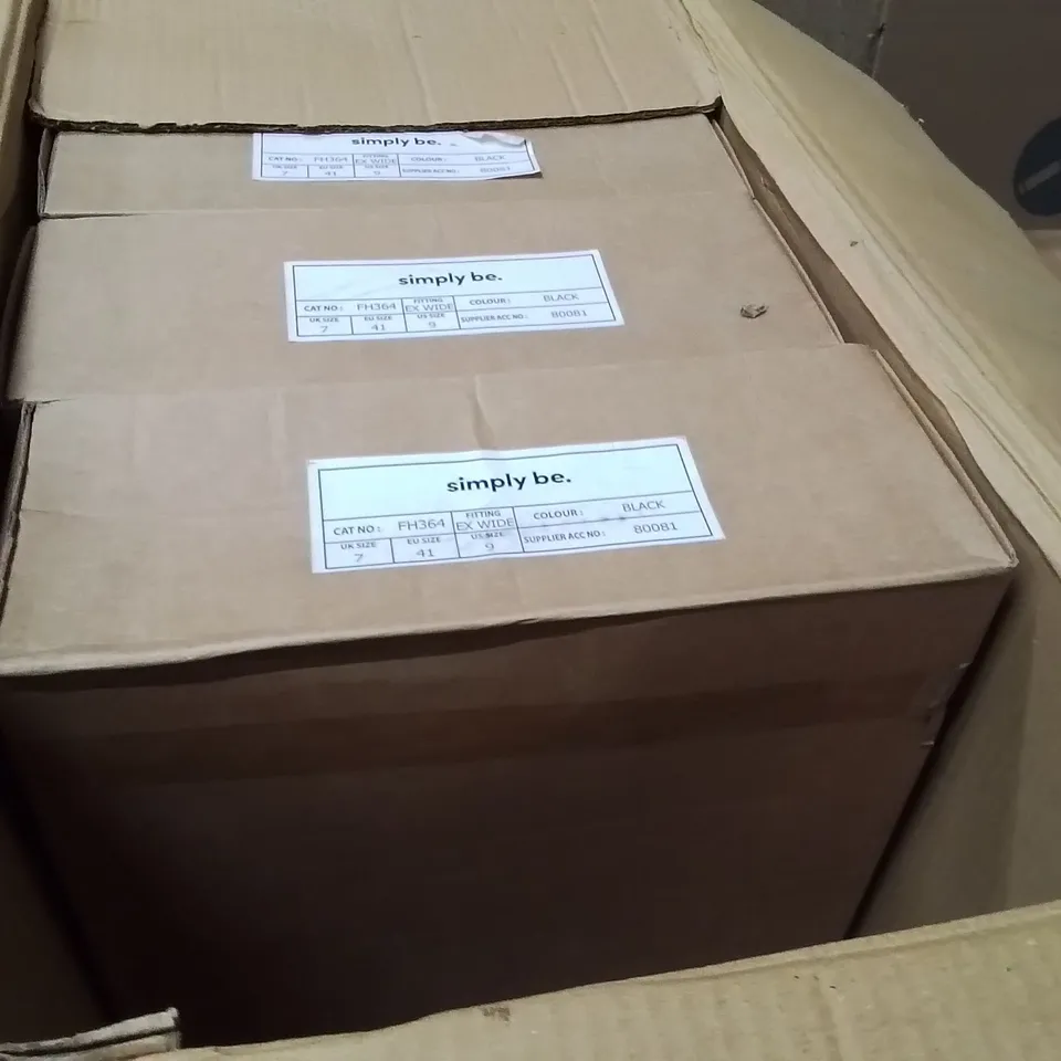 BOXED BRAND NEW APPROXIMATELY 5 SIMPLY BE BREENER WIDE SHOES BLACK SIZE 7