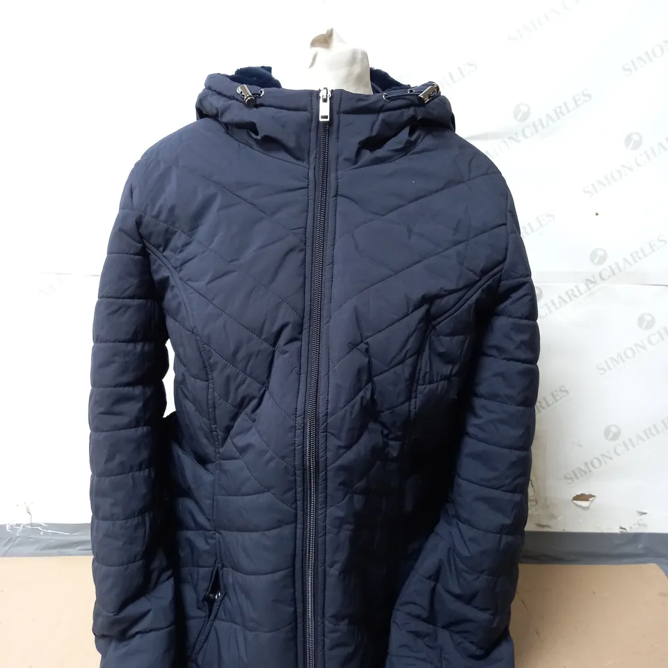 CENTIGRADE JACKET IN NAVY SIZE MEDIUM 