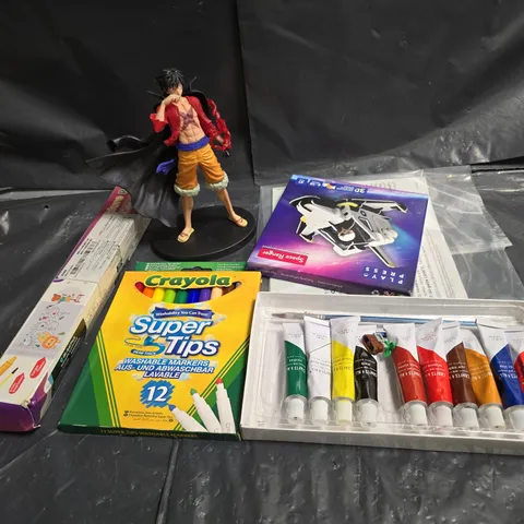 APPROXIMATELY 10 ASSORTED TOYS & GAMES PRODUCTS TO INCLUDE SMALL PAINT SET , FELT TIPS , TENNIS BALLS  ETC 