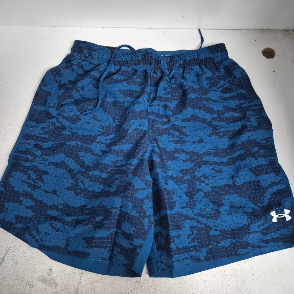UNDER ARMOUR BLUE CAMOUFLAGE SHORTS – MEN'S MD (MEDIUM)
