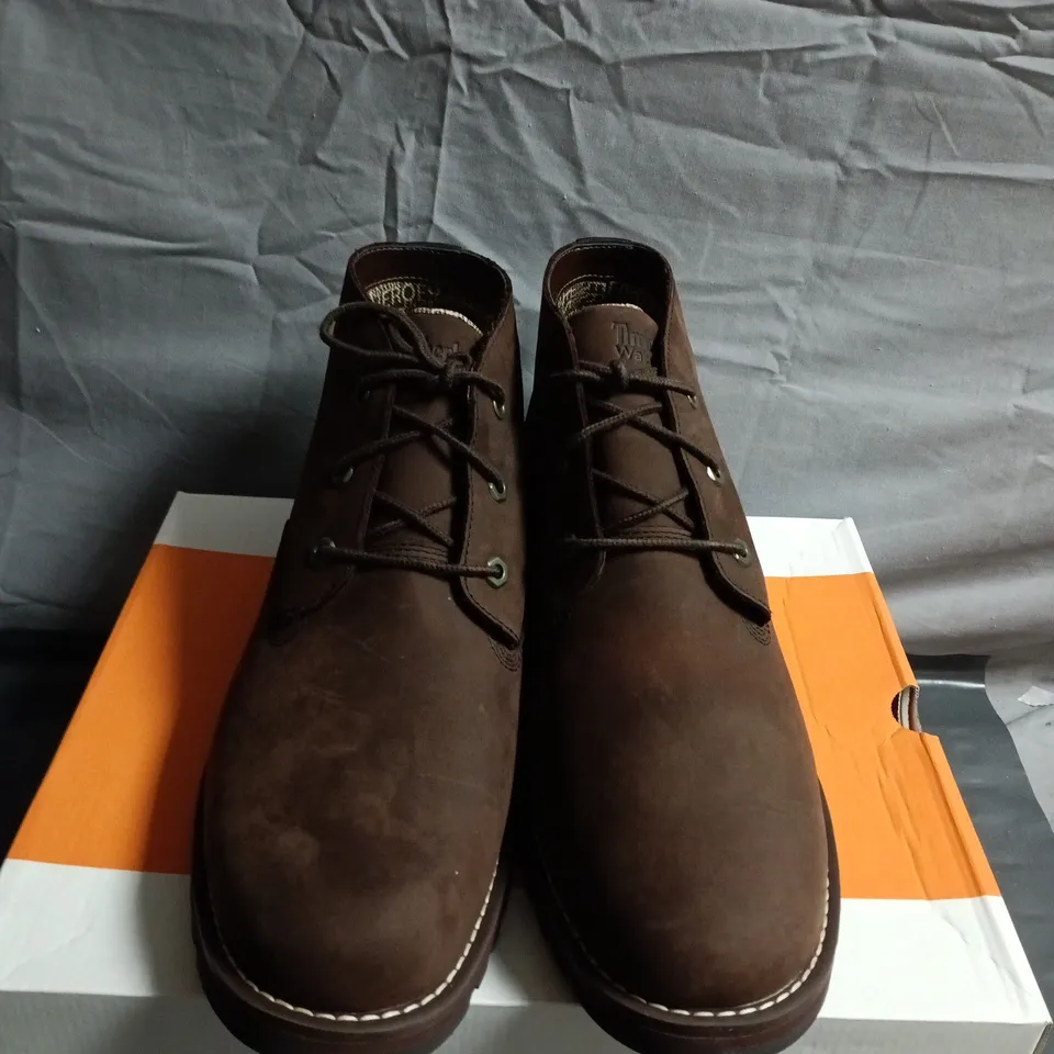 BOXED PAIR OF TIMBERLAND BROWN NUBUCK BOOTS – MEN'S - UK SIZE 12.5