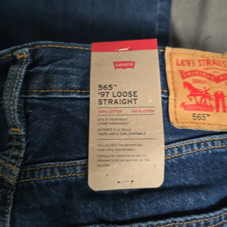 LEVIS 565 97' LOOSE STRAIGHT JEANS IN BLUE - 33X32