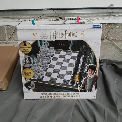 BOXED HARRY POTTER MAGNETIC FOLDABLE CHESS GAME