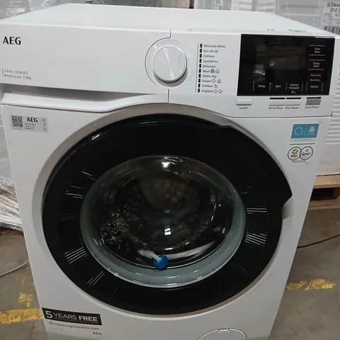 AEG 7000 SERIES PRO STEAM 8Kg WASHING MACHINE WHITE Model LFR71864B