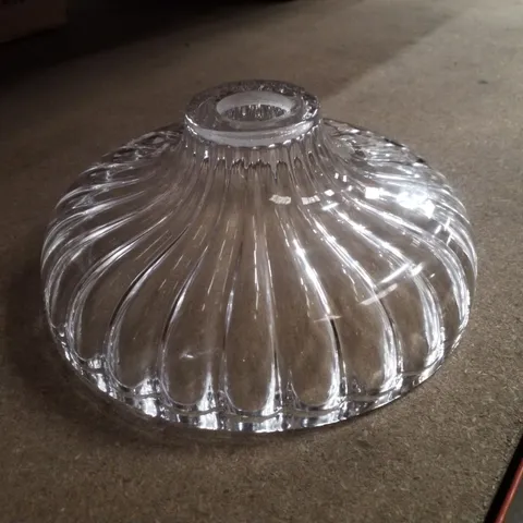 BOXED CLEAR GLASS LAMPSHADE