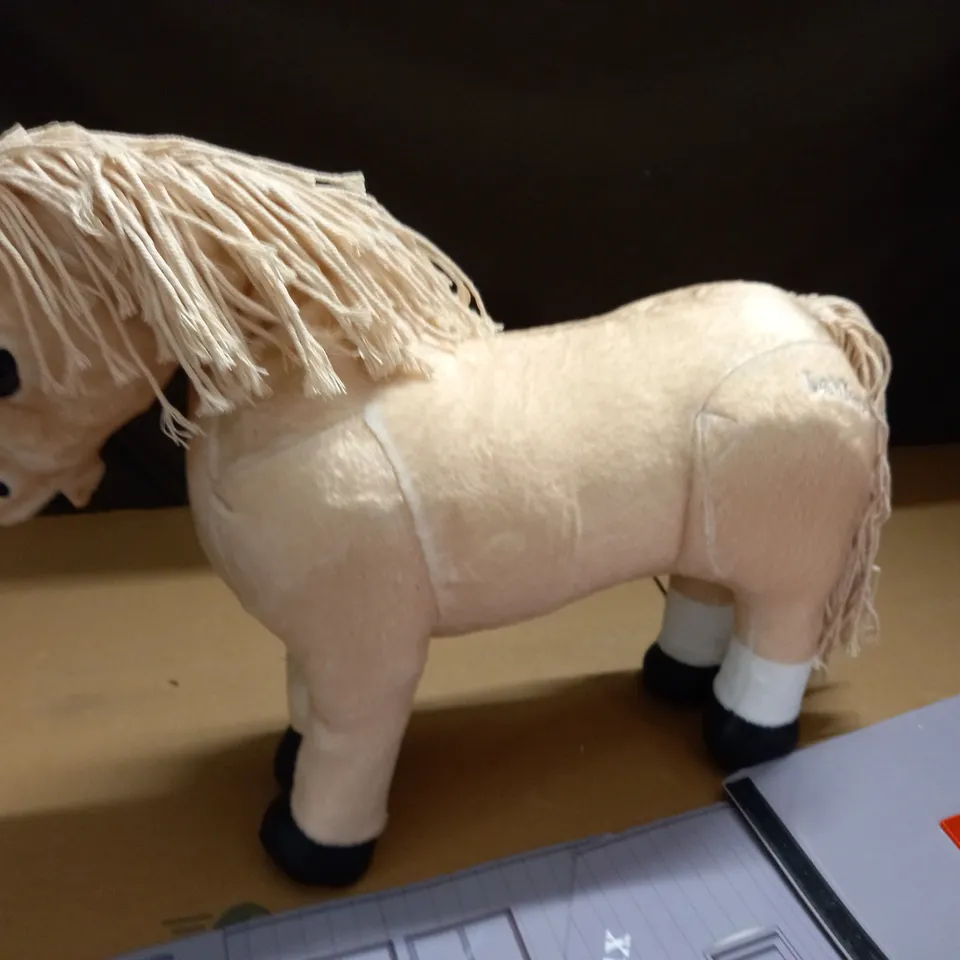 LE MIEUX PONY PLUSHIE WITH DISPLAY BOX