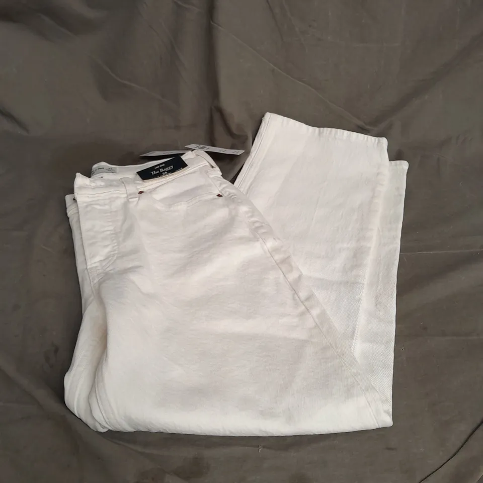 ABERCROMBIE & FITCH LOW RISE BAGGY JEANS IN OFF WHITE SIZE 24 XSHORT