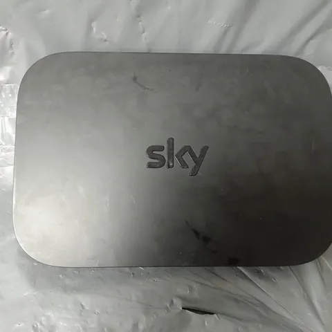 SKY EM150 Q MINI BOX