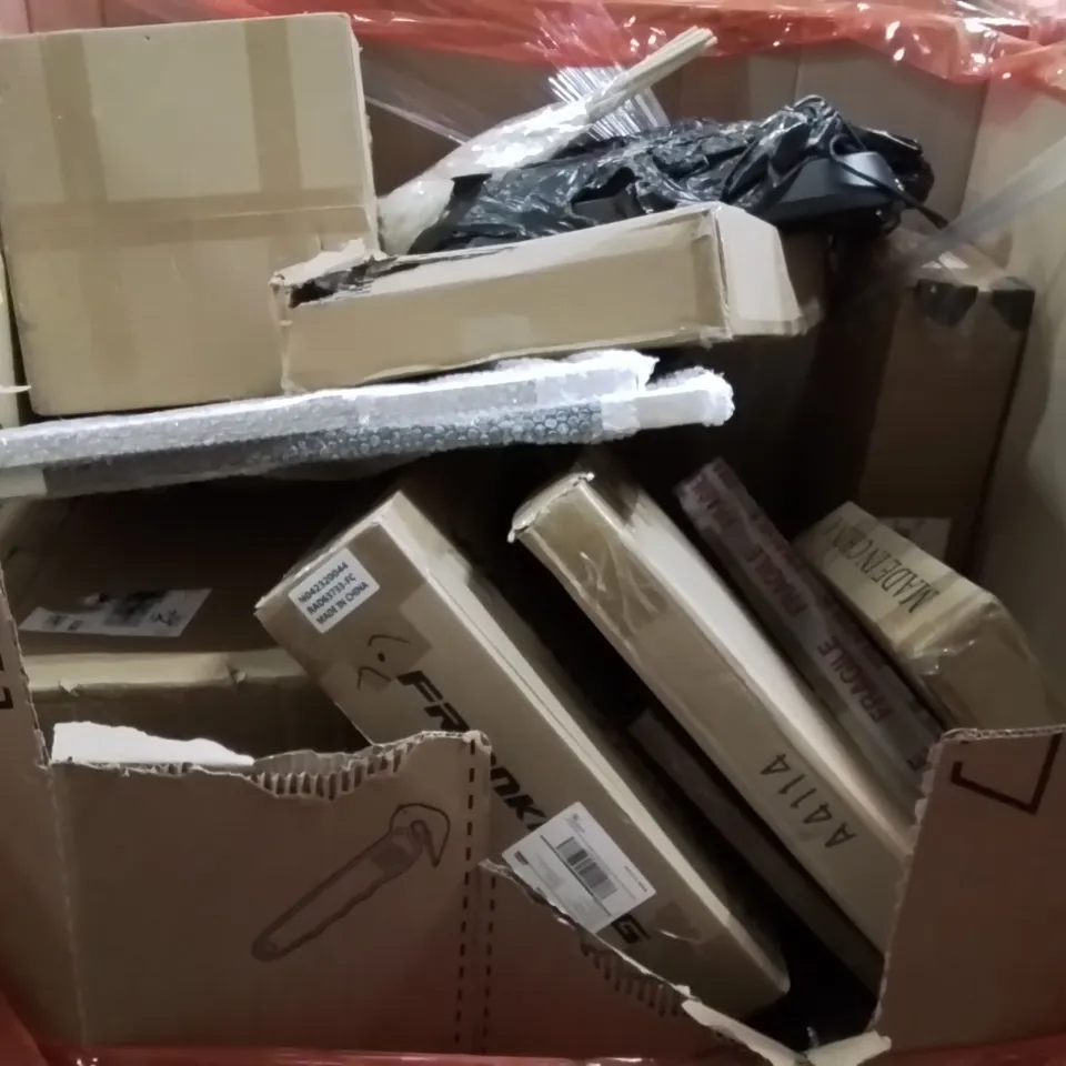 PALLET OF ASSORTED HOUSEHOLD GOODS AND PRODUCTS TO INCLUDE;TELESCOPIC LADDER,WORLD TRAVEL MAP FRAME