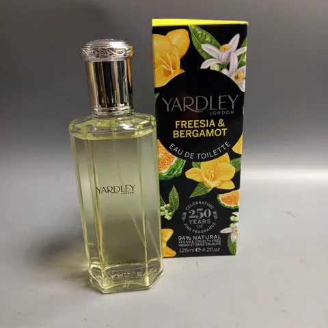 BOXED YARDLEY LADIES FREESIA AND BERGAMOT EAU DE TOILETTE 125ML