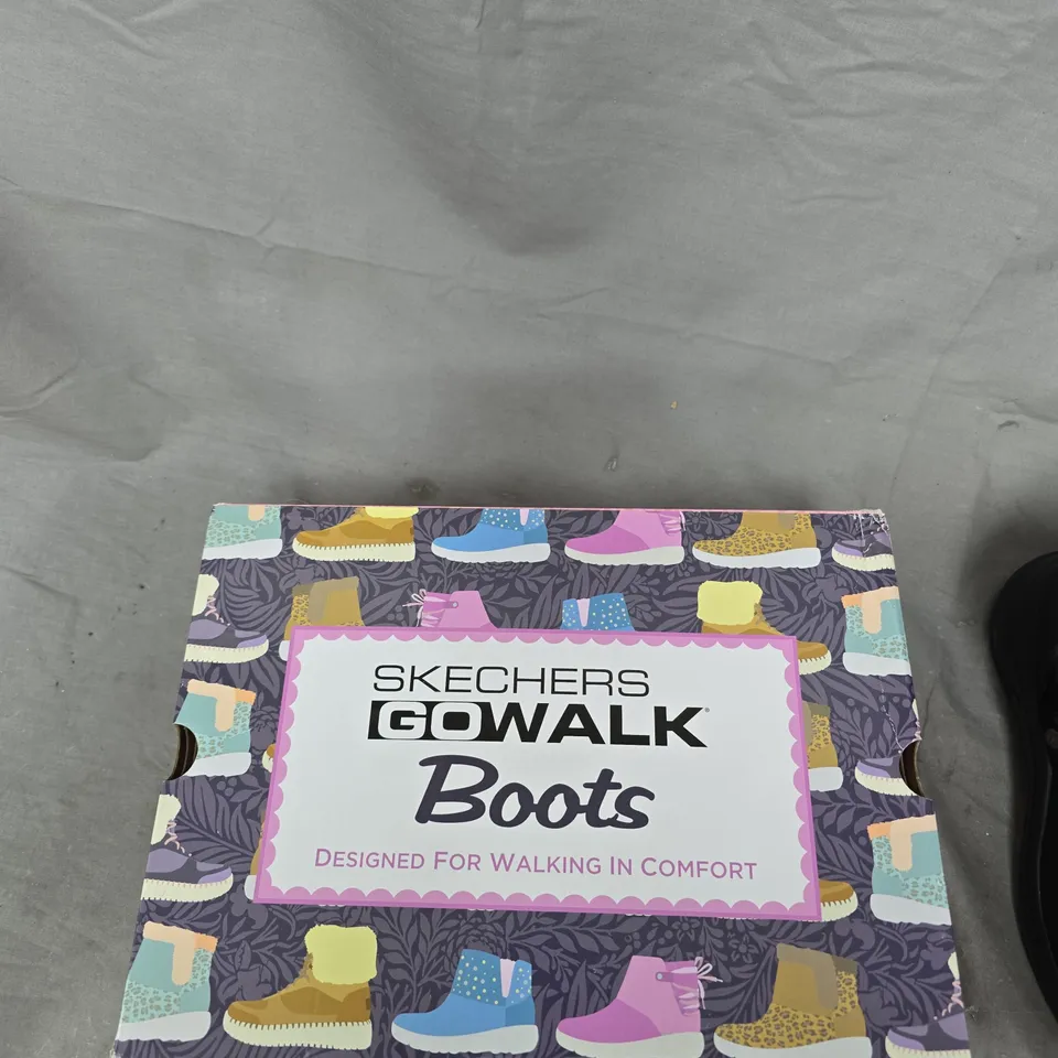 SKECHERS GOWALK BOOTS – BLACK, FUR-LINED, WOMEN'S UK 6