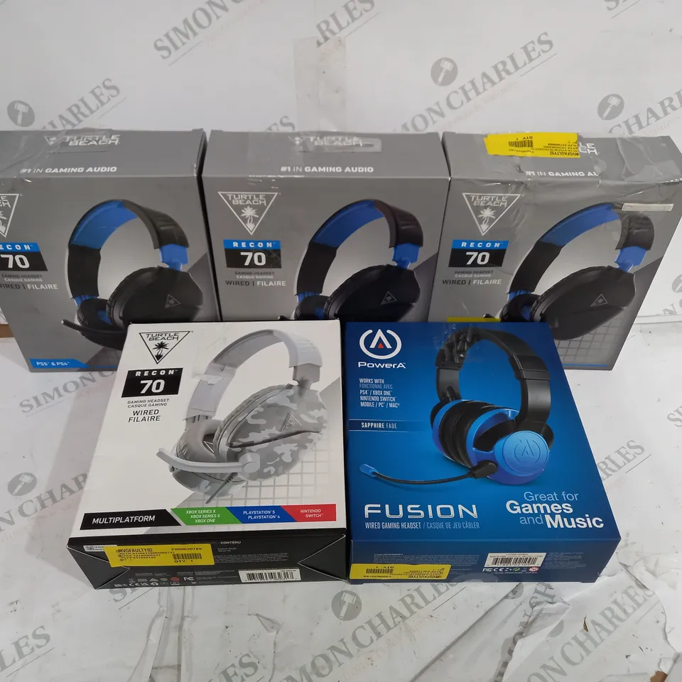 BOX OF FIVE ASSORTED GAMING HEADSETS INCLUDING FOUR RECON 70