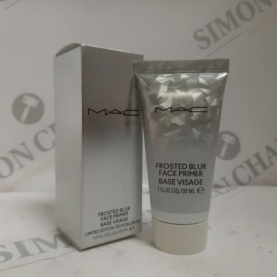 BOXED MAC HOLIDAY COLOR FROSTED BLUR PRIMER 30ML 