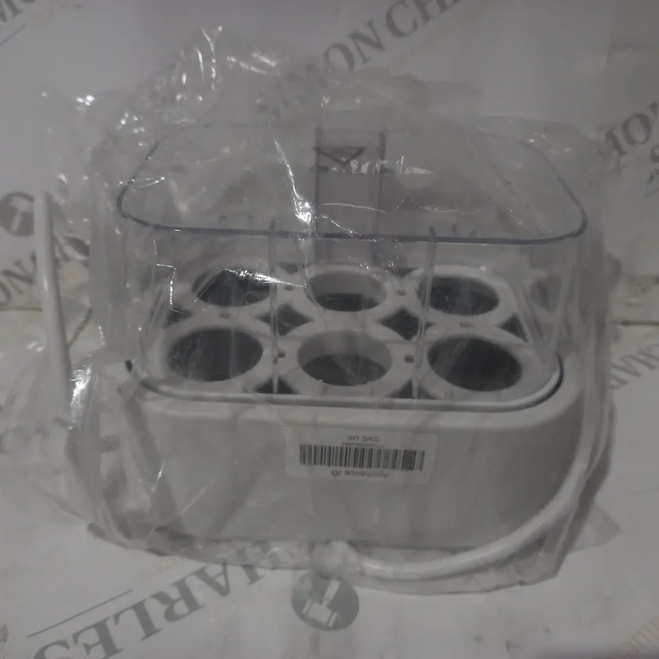 BOXED OUTLET COOK'S ESSENTIALS THE SMART TALKING EGG COOKER